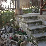 赛诺纳斯克洛索维缇斯旅馆 Khrisovítsion